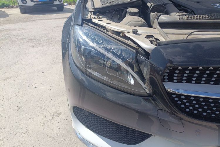 Used Mercedes-Benz C-Class 2015 C 180 L Sport Edition Right Front Headlight