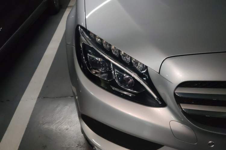 Used Mercedes-Benz C-Class 2015 C 200 L 4MATIC Sport Edition Right Front Headlight