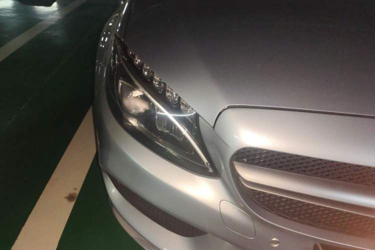 Used Mercedes-Benz C-Class 2015 Revised C 200 L Sport Edition Right Front Headlight