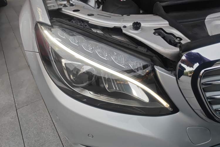 Used Mercedes-Benz C-Class 2015 Facelift C 180 L Right Front Headlight
