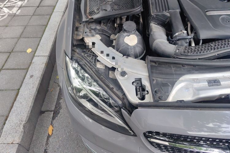 Used Mercedes-Benz C-Class 2015 C 200 Sport Edition Right Front Headlight