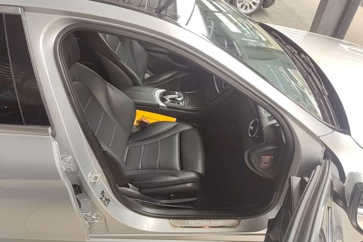 Used Mercedes-Benz C-Class 2015 Revised C 200 L Sport Edition Right Front Seat