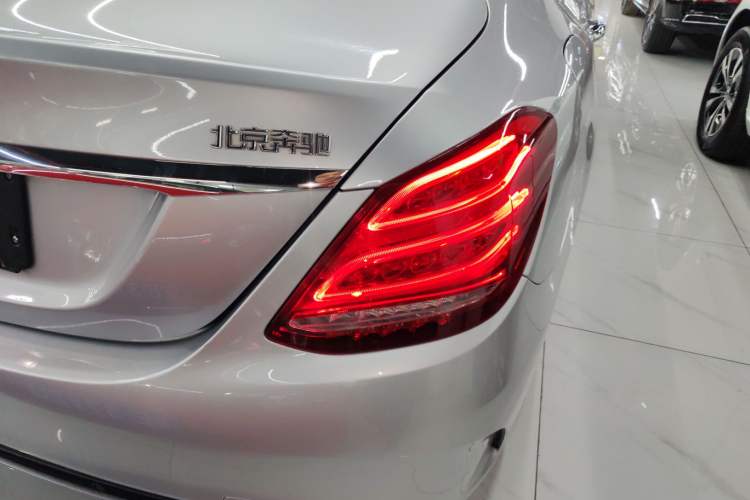 Used Mercedes-Benz C-Class 2015 C 200 L Sport Edition Right Rear Taillight
