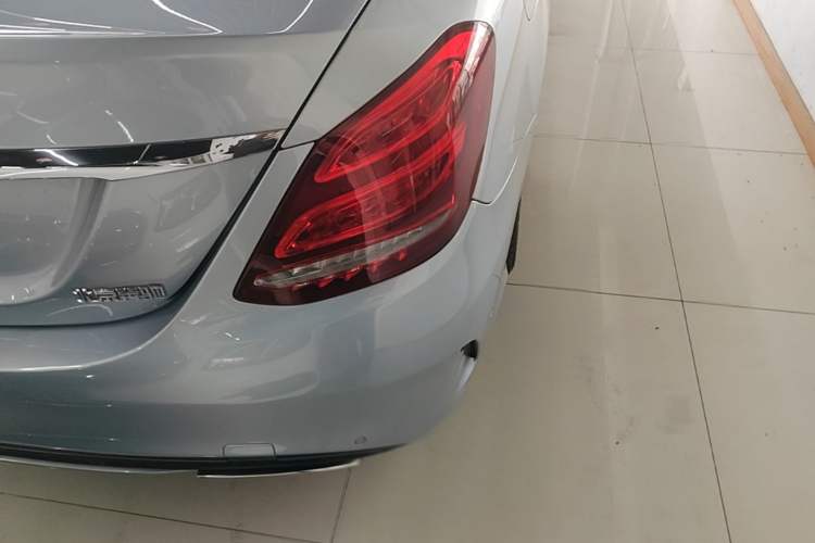 Used Mercedes-Benz C-Class 2015 Revised C 200 L Sport Edition Right Rear Taillight