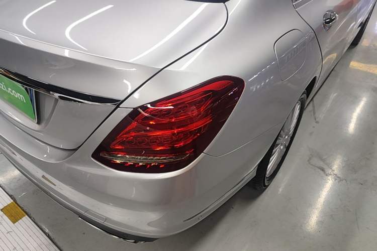 Used Mercedes-Benz C-Class 2015 C 200 L Right Rear Taillight