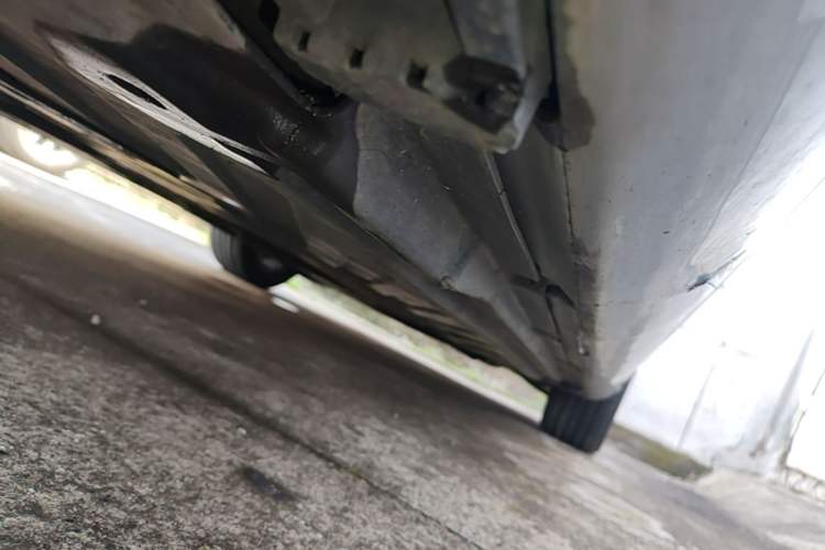 Used Mercedes-Benz C-Class 2015 C 200 L Right Side Sill