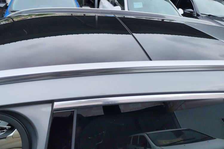 Used Mercedes-Benz C-Class 2015 C 200 station wagon Roof