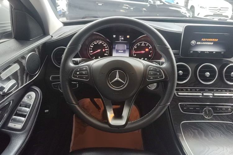 Used Mercedes-Benz C-Class 2015 Revised C 200 L Sport Edition Steering Wheel
