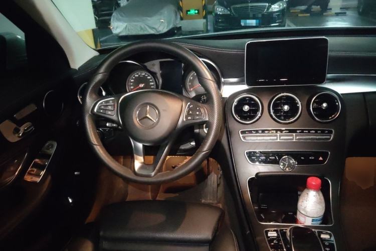 Used Mercedes-Benz C-Class 2015 C 200 L 4MATIC Sport Edition Steering Wheel