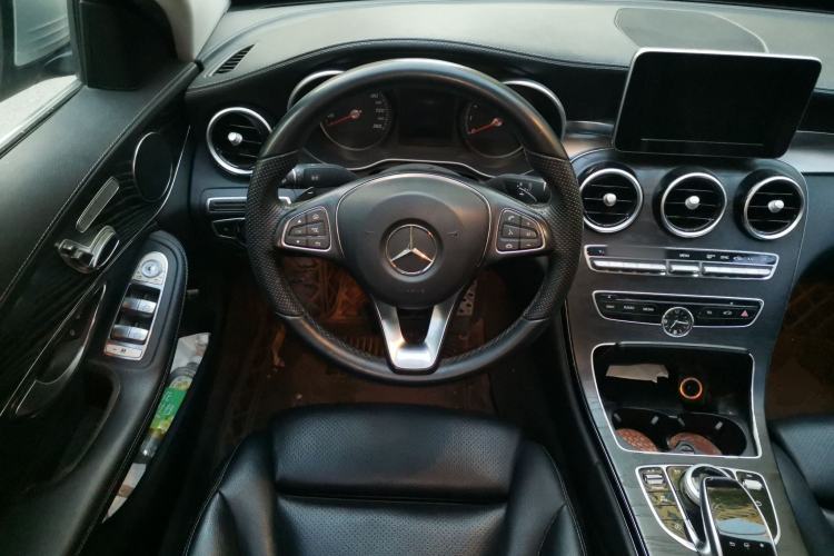 Used Mercedes-Benz C-Class 2015 Revised C 200 L Sport Edition Steering Wheel