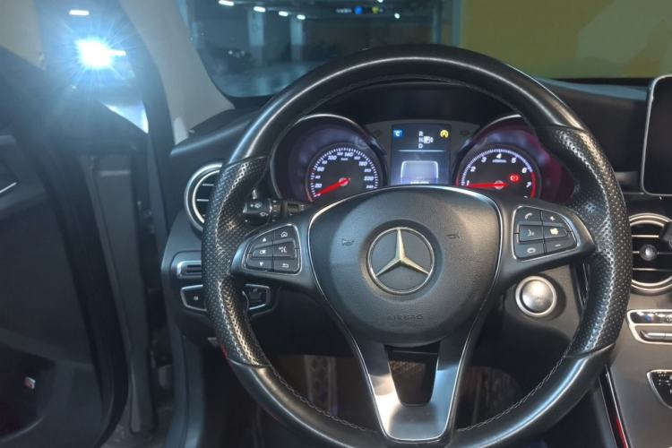 Used Mercedes-Benz C-Class 2015 C 200 station wagon Steering Wheel