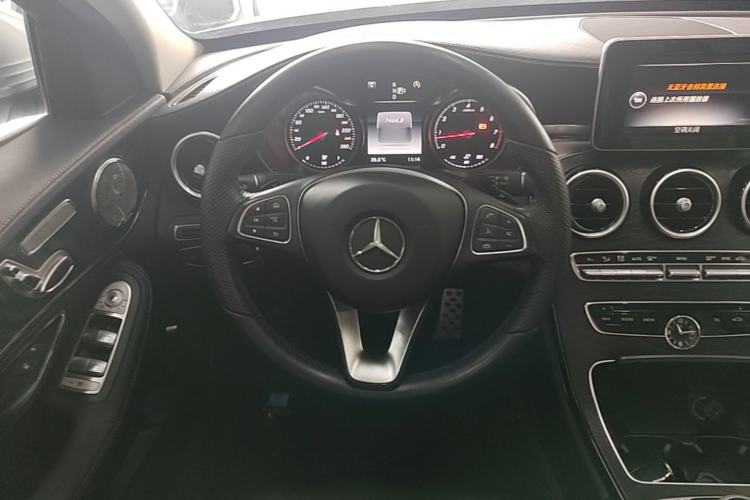 Used Mercedes-Benz C-Class 2015 Revised C 200 L Sport Edition Steering Wheel