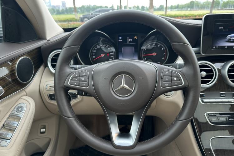 Used Mercedes-Benz C-Class 2015 C 200 L Steering Wheel