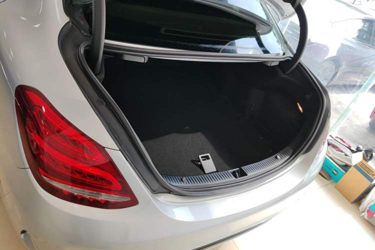 Used Mercedes-Benz C-Class 2015 C 200 L Sport Edition Trunk