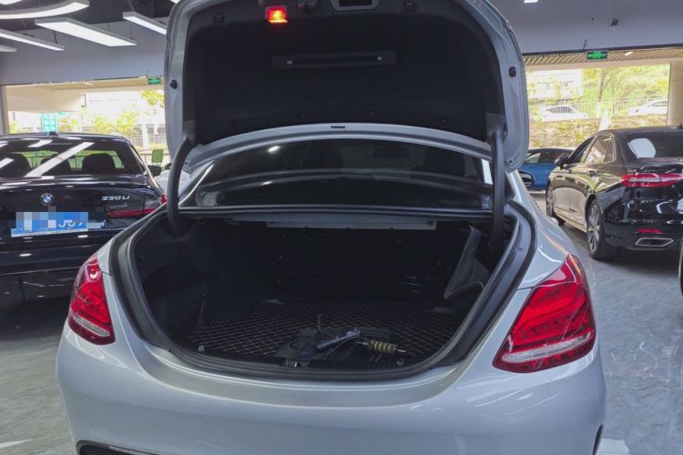 Used Mercedes-Benz C-Class 2015 C 200 Sport Edition Trunk