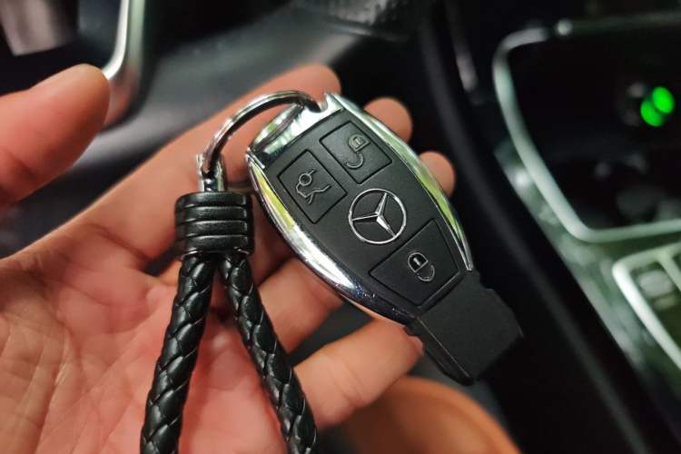 Used Mercedes-Benz C-Class 2015 C 200 Sport Edition Vehicle Key