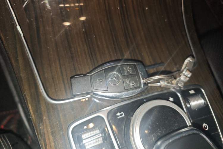 Used Mercedes-Benz C-Class 2015 C 180 L Vehicle Key