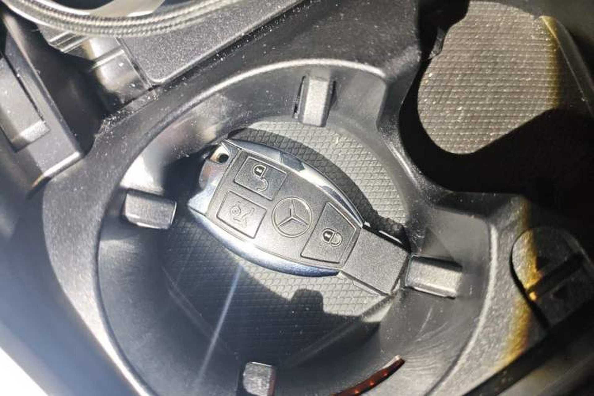 Used Mercedes-Benz C-Class 2015 C 200 L 4MATIC Sport Edition Vehicle Key