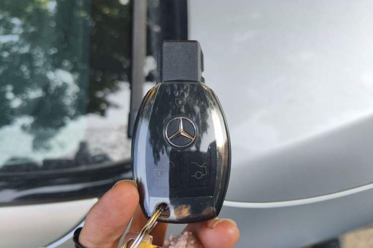 Used Mercedes-Benz C-Class 2015 C 200 station wagon Vehicle Key