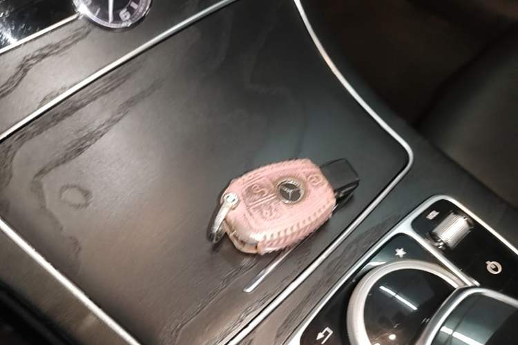 Used Mercedes-Benz C-Class 2015 Revised C 200 L Sport Edition Vehicle Key