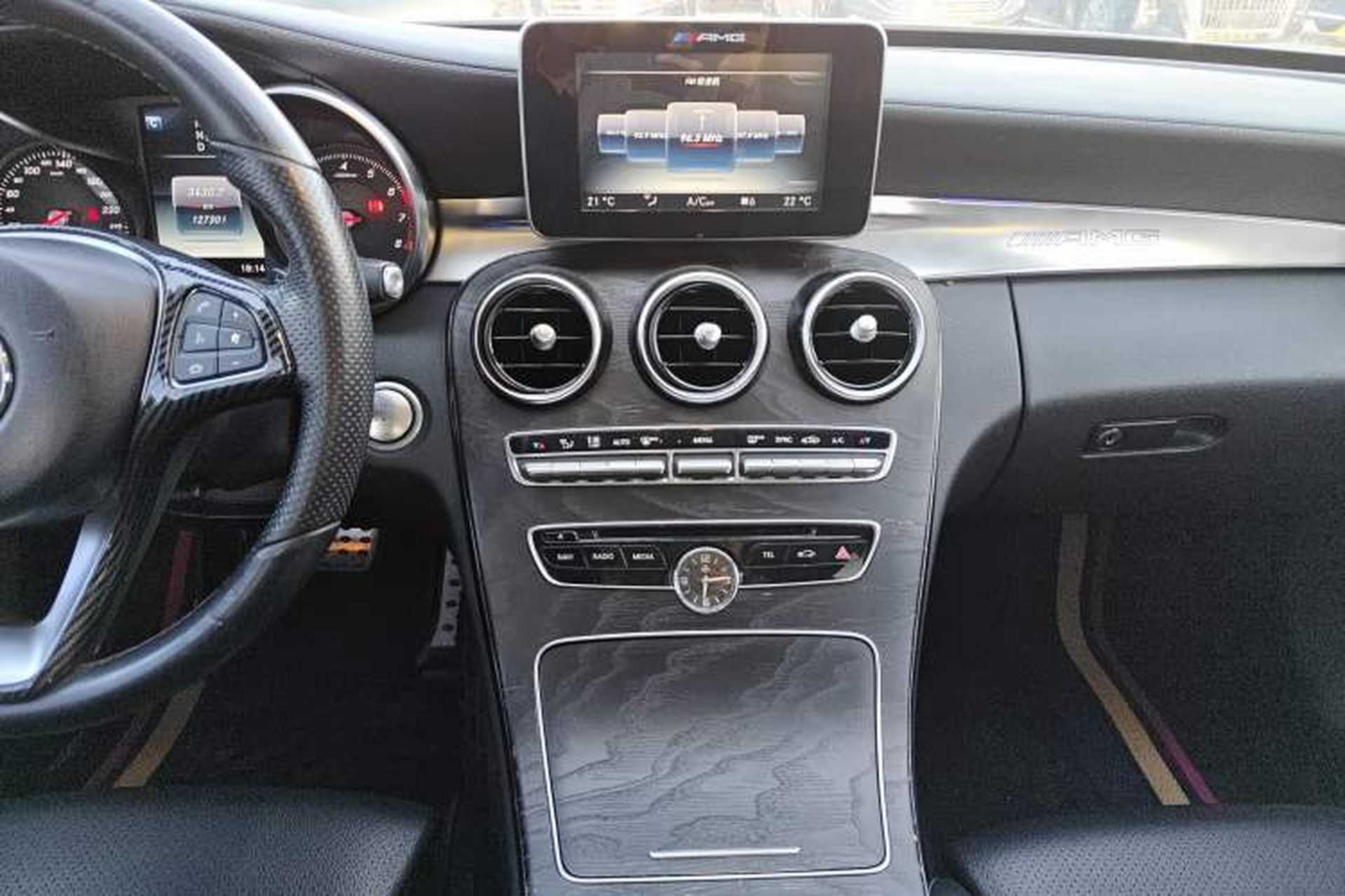 Used Mercedes-Benz C-Class 2015 C 200 L Sport Edition Audio And AC Panel