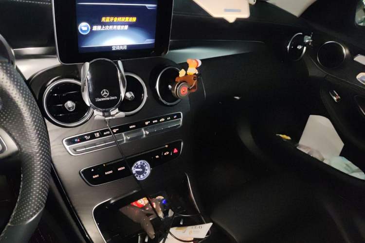 Used Mercedes-Benz C-Class 2015 Revised C 200 L Sport Edition Audio And AC Panel