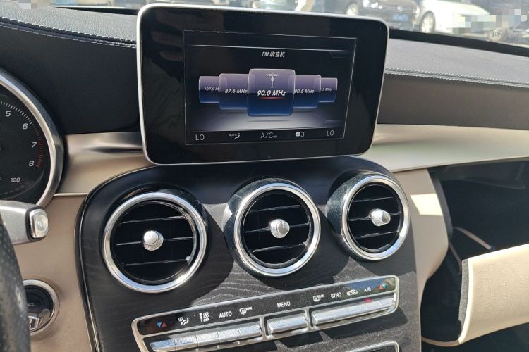 Used Mercedes-Benz C-Class 2015 C 180 L Sport Edition Audio And AC Panel