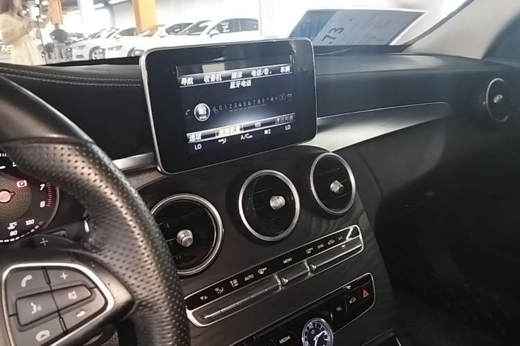 Used Mercedes-Benz C-Class 2015 Restyled C 180 L Sport Edition Audio And AC Panel