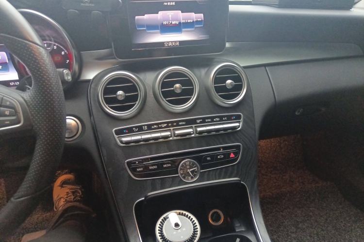 Used Mercedes-Benz C-Class 2015 C 200 station wagon Audio And AC Panel
