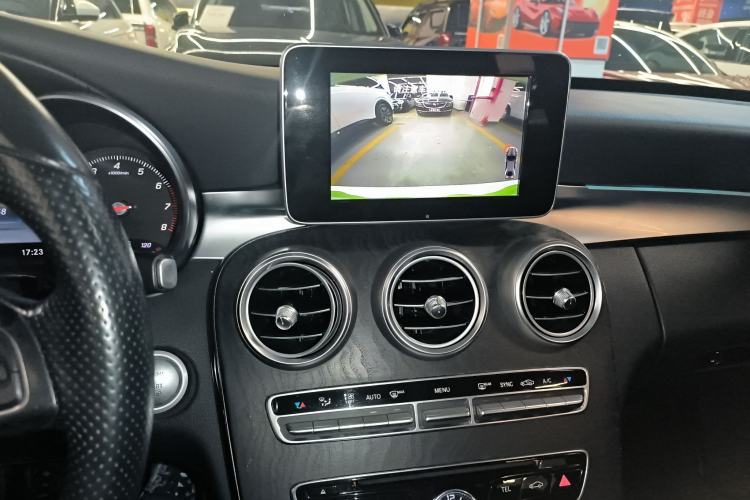 Used Mercedes-Benz C-Class 2015 C 200 station wagon Audio And AC Panel