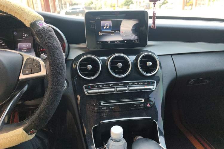 Used Mercedes-Benz C-Class 2015 C 200 Sport Edition 4MATIC Audio And AC Panel