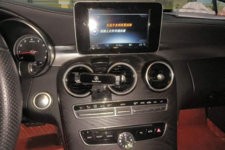 Used Mercedes-Benz C-Class 2015 C 200 L Sport Edition Audio And AC Panel