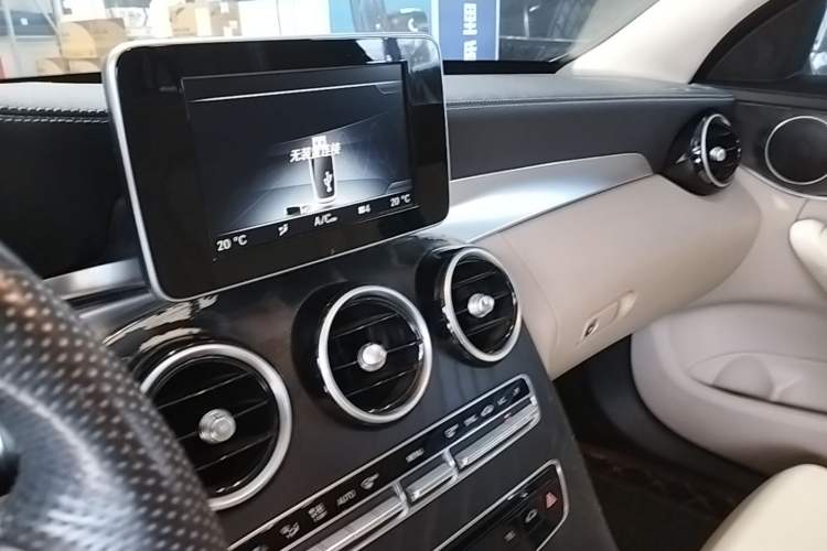 Used Mercedes-Benz C-Class 2015 Restyled C 180 L Sport Edition Audio And AC Panel