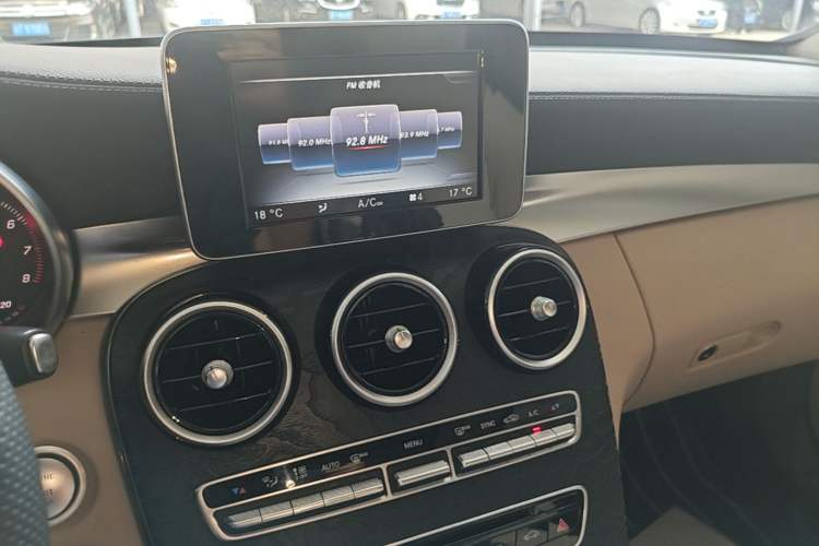 Used Mercedes-Benz C-Class 2015 Restyled C 180 L Sport Edition Audio And AC Panel