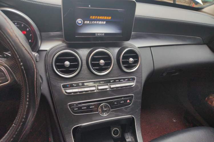 Used Mercedes-Benz C-Class 2015 Restyled C 180 L Sport Edition Audio And AC Panel