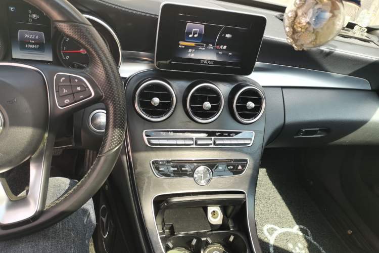 Used Mercedes-Benz C-Class 2015 Revised C 200 L Sport Edition Audio And AC Panel