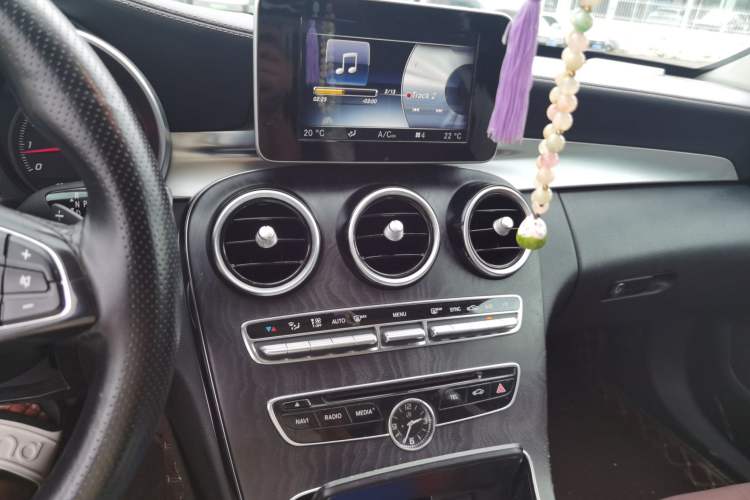 Used Mercedes-Benz C-Class 2015 C 200 L 4MATIC Sport Edition Audio And AC Panel
