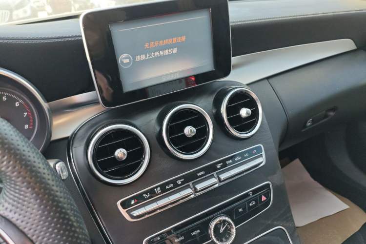Used Mercedes-Benz C-Class 2015 C 180 L Sport Edition Audio And AC Panel