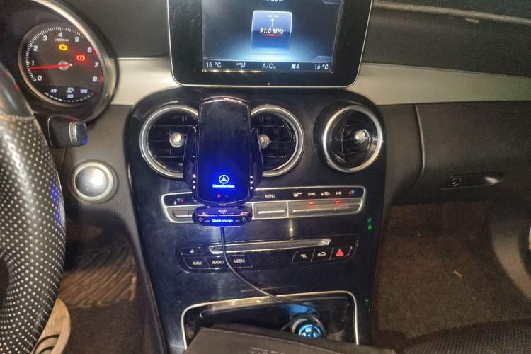 Used Mercedes-Benz C-Class 2015 C 200 Sport Edition Audio And AC Panel