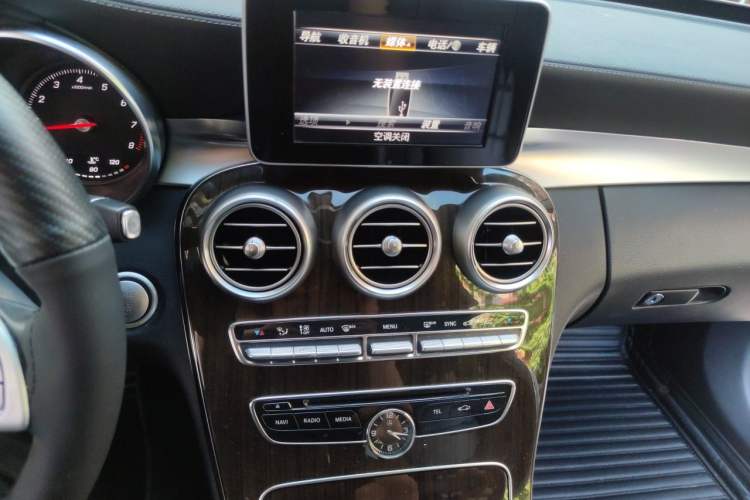 Used Mercedes-Benz C-Class 2015 C 180 L Audio And AC Panel