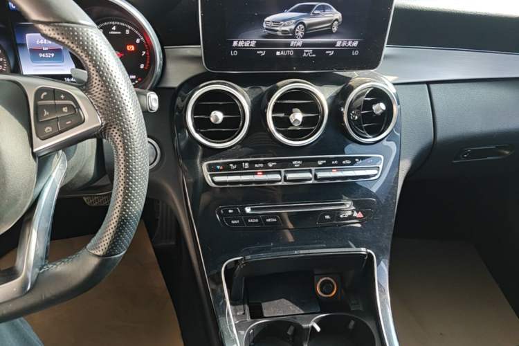 Used Mercedes-Benz C-Class 2015 C 300 Sport Edition Audio And AC Panel