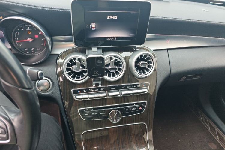 Used Mercedes-Benz C-Class 2015 C 200 L Audio And AC Panel