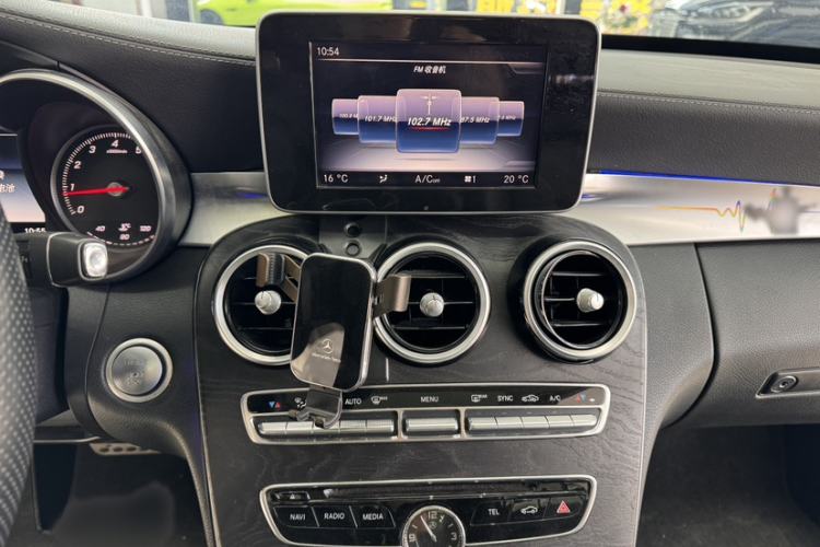 Used Mercedes-Benz C-Class 2015 C 200 L Sport Edition Audio And AC Panel