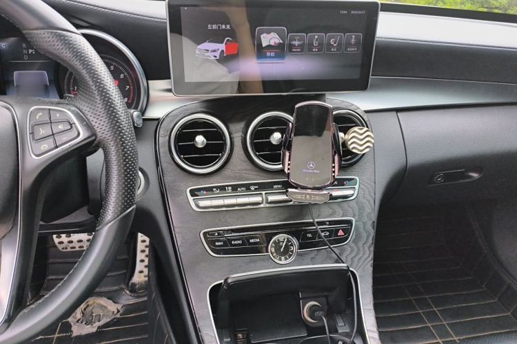 Used Mercedes-Benz C-Class 2015 Restyled C 180 L Sport Edition Audio And AC Panel