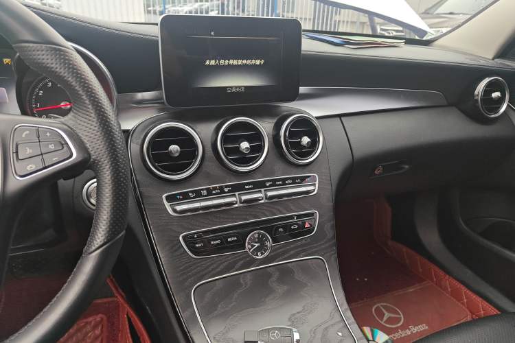 Used Mercedes-Benz C-Class 2015 Revised C 200 L Sport Edition Audio And AC Panel
