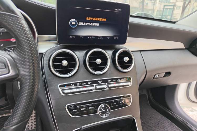 Used Mercedes-Benz C-Class 2015 C 300 L Sport Edition Audio And AC Panel