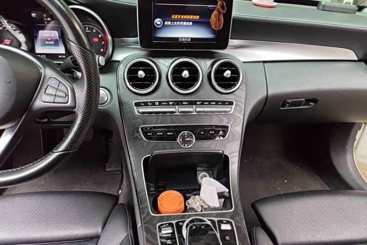 Used Mercedes-Benz C-Class 2015 Facelift C 180 L Audio And AC Panel