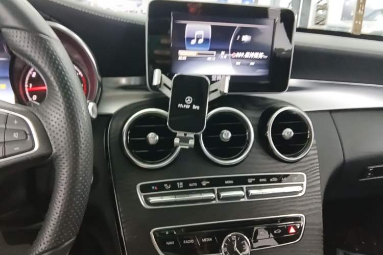 Used Mercedes-Benz C-Class 2015 Restyled C 180 L Sport Edition Audio And AC Panel