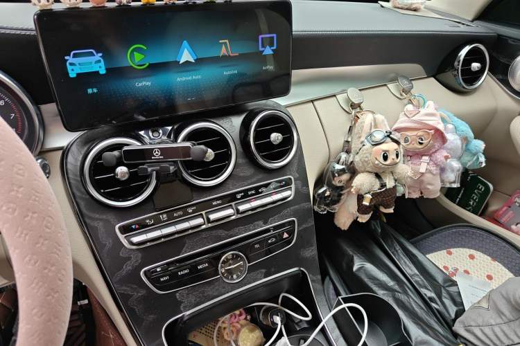 Used Mercedes-Benz C-Class 2015 C 260 L Sport Edition Audio And AC Panel