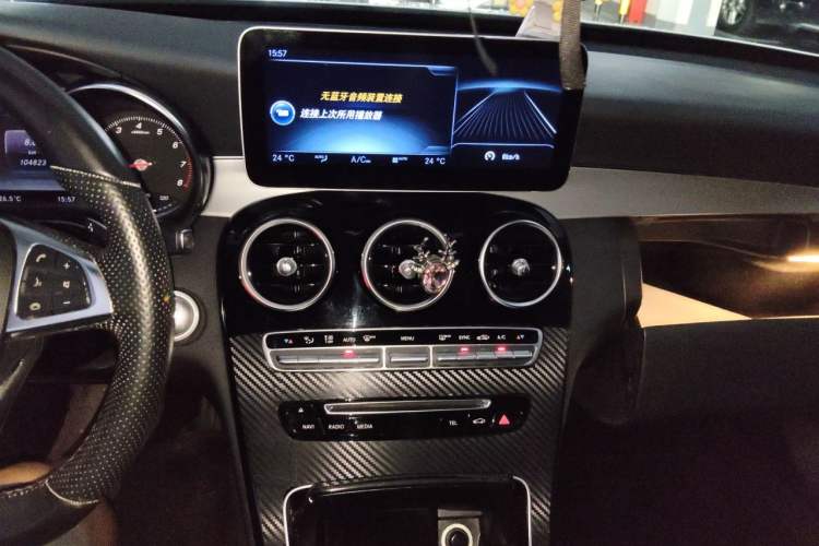 Used Mercedes-Benz C-Class 2015 C 200 Sport Edition Audio And AC Panel